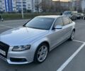 Сірий Ауді А4, об'ємом двигуна 2 л та пробігом 270 тис. км за 9800 $, фото 2 на Automoto.ua