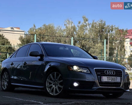 Сірий Ауді А4, об'ємом двигуна 2 л та пробігом 170 тис. км за 9900 $, фото 5 на Automoto.ua