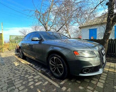 Сірий Ауді А4, об'ємом двигуна 2 л та пробігом 390 тис. км за 11500 $, фото 4 на Automoto.ua