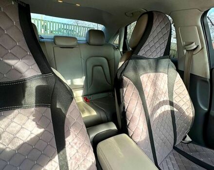 Сірий Ауді А4, об'ємом двигуна 2 л та пробігом 390 тис. км за 11500 $, фото 7 на Automoto.ua