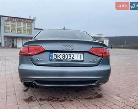 Сірий Ауді А4, об'ємом двигуна 1.98 л та пробігом 170 тис. км за 10500 $, фото 9 на Automoto.ua