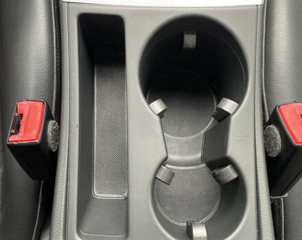 Сірий Ауді А4, об'ємом двигуна 1.98 л та пробігом 275 тис. км за 11000 $, фото 29 на Automoto.ua