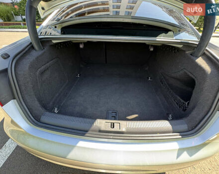 Серый Ауди А4, объемом двигателя 2 л и пробегом 307 тыс. км за 11000 $, фото 52 на Automoto.ua