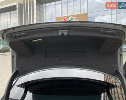 Сірий Ауді А4, об'ємом двигуна 1.98 л та пробігом 275 тис. км за 11000 $, фото 23 на Automoto.ua