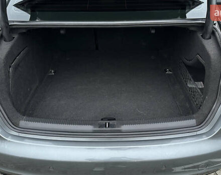 Серый Ауди А4, объемом двигателя 1.98 л и пробегом 258 тыс. км за 10500 $, фото 5 на Automoto.ua