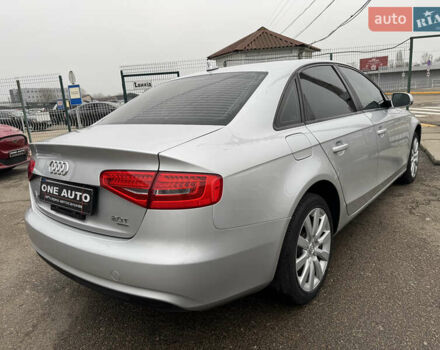 Сірий Ауді А4, об'ємом двигуна 1.98 л та пробігом 174 тис. км за 12990 $, фото 6 на Automoto.ua