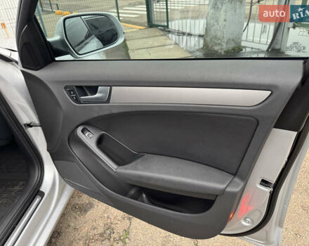 Сірий Ауді А4, об'ємом двигуна 1.98 л та пробігом 174 тис. км за 12990 $, фото 36 на Automoto.ua