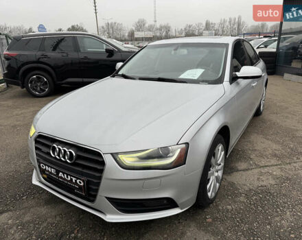 Сірий Ауді А4, об'ємом двигуна 1.98 л та пробігом 174 тис. км за 12990 $, фото 1 на Automoto.ua