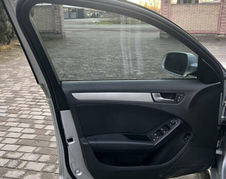 Сірий Ауді А4, об'ємом двигуна 1.97 л та пробігом 195 тис. км за 12000 $, фото 9 на Automoto.ua