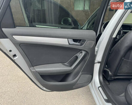 Сірий Ауді А4, об'ємом двигуна 1.98 л та пробігом 164 тис. км за 11700 $, фото 16 на Automoto.ua