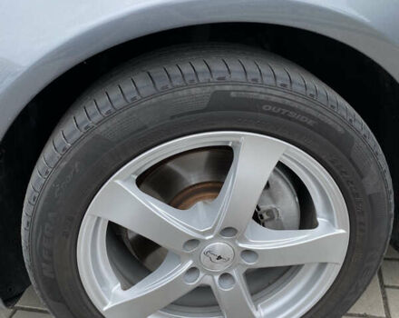 Сірий Ауді А4, об'ємом двигуна 1.98 л та пробігом 275 тис. км за 11000 $, фото 13 на Automoto.ua