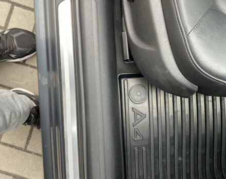 Сірий Ауді А4, об'ємом двигуна 1.98 л та пробігом 275 тис. км за 11000 $, фото 17 на Automoto.ua