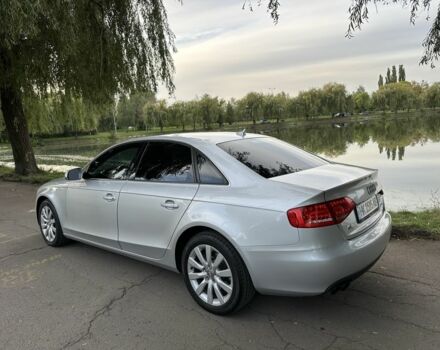 Сірий Ауді А4, об'ємом двигуна 2 л та пробігом 280 тис. км за 10900 $, фото 6 на Automoto.ua