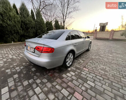 Сірий Ауді А4, об'ємом двигуна 1.97 л та пробігом 195 тис. км за 12000 $, фото 4 на Automoto.ua