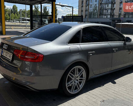 Ауди А4 2013 в Днепре (Днепропетровске) на Automoto.ua Серый Ауди А4, объемом двигателя 1.98 л и пробегом 263 тыс. км за 14500 $, фото 5 на Automoto.ua