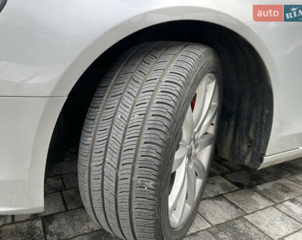 Сірий Ауді А4, об'ємом двигуна 2 л та пробігом 245 тис. км за 11000 $, фото 31 на Automoto.ua