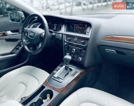 Сірий Ауді А4, об'ємом двигуна 2 л та пробігом 245 тис. км за 11000 $, фото 26 на Automoto.ua