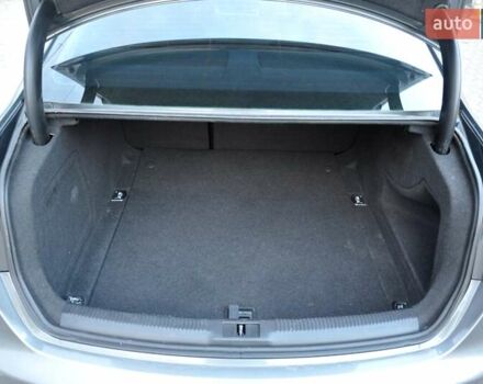 Сірий Ауді А4, об'ємом двигуна 1.98 л та пробігом 194 тис. км за 9999 $, фото 23 на Automoto.ua