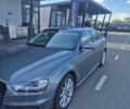 Сірий Ауді А4, об'ємом двигуна 2 л та пробігом 140 тис. км за 11800 $, фото 1 на Automoto.ua