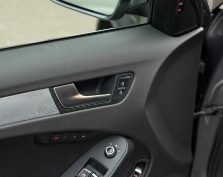 Серый Ауди А4, объемом двигателя 2 л и пробегом 237 тыс. км за 9600 $, фото 9 на Automoto.ua