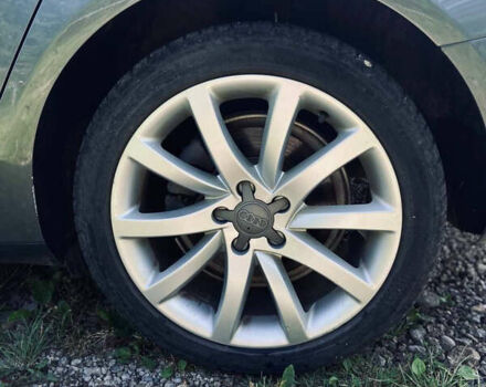 Ауди А4 2013 в Луцке на Automoto.ua Серый Ауди А4, объемом двигателя 1.98 л и пробегом 224 тыс. км за 9900 $, фото 2 на Automoto.ua