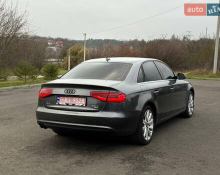 Серый Ауди А4, объемом двигателя 2 л и пробегом 159 тыс. км за 9900 $, фото 4 на Automoto.ua