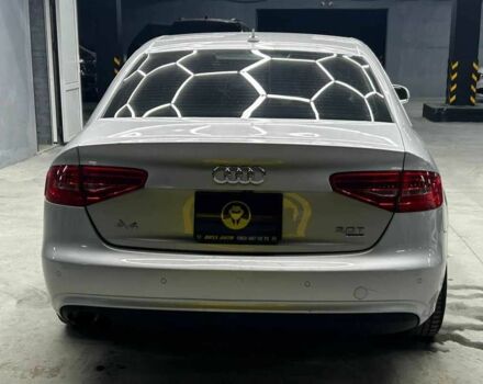 Серый Ауди А4, объемом двигателя 2 л и пробегом 184 тыс. км за 10300 $, фото 4 на Automoto.ua