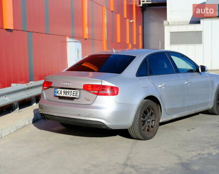 Сірий Ауді А4, об'ємом двигуна 1.98 л та пробігом 225 тис. км за 13200 $, фото 5 на Automoto.ua