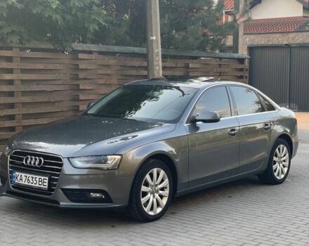 Серый Ауди А4, объемом двигателя 2 л и пробегом 210 тыс. км за 10800 $, фото 2 на Automoto.ua