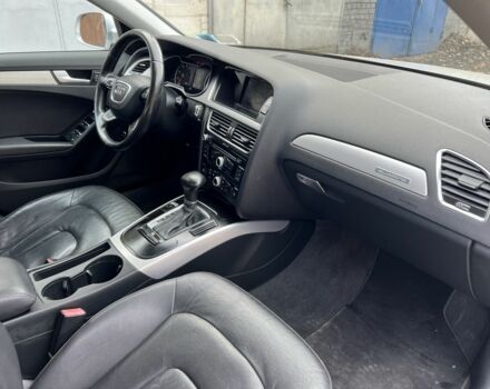 Сірий Ауді А4, об'ємом двигуна 2 л та пробігом 298 тис. км за 9450 $, фото 18 на Automoto.ua