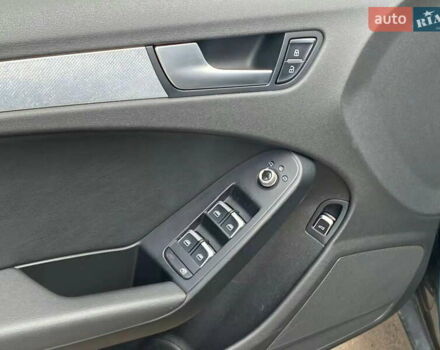 Серый Ауди А4, объемом двигателя 2 л и пробегом 215 тыс. км за 8999 $, фото 13 на Automoto.ua