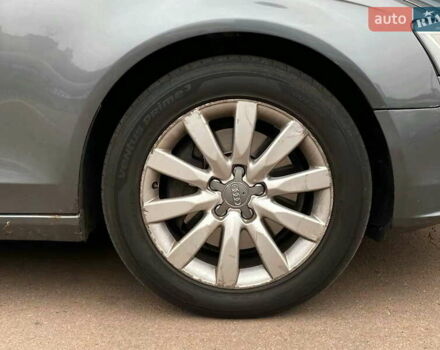 Серый Ауди А4, объемом двигателя 2 л и пробегом 215 тыс. км за 8999 $, фото 7 на Automoto.ua