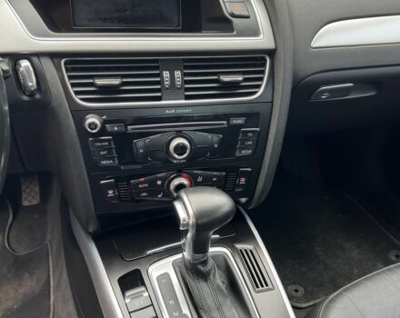 Сірий Ауді А4, об'ємом двигуна 2 л та пробігом 298 тис. км за 9450 $, фото 14 на Automoto.ua