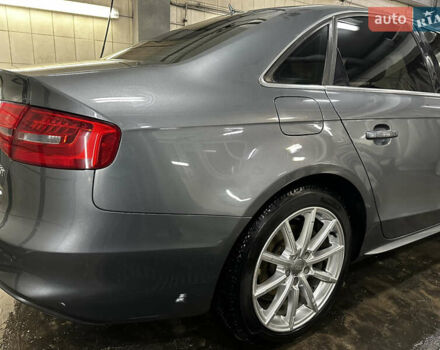 Сірий Ауді А4, об'ємом двигуна 1.98 л та пробігом 196 тис. км за 12000 $, фото 2 на Automoto.ua