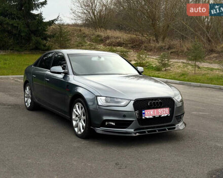 Серый Ауди А4, объемом двигателя 2 л и пробегом 159 тыс. км за 9900 $, фото 2 на Automoto.ua