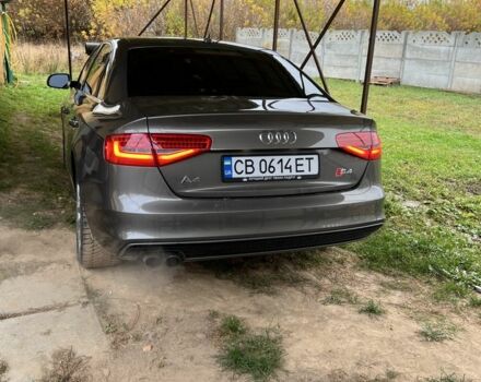 Серый Ауди А4, объемом двигателя 2 л и пробегом 257 тыс. км за 11000 $, фото 1 на Automoto.ua