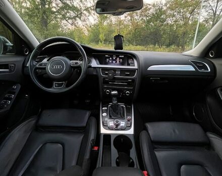 Ауді А4 2014 у Славянске на Automoto.ua Сірий Ауді А4, об'ємом двигуна 2 л та пробігом 218 тис. км за 13600 $, фото 7 на Automoto.ua
