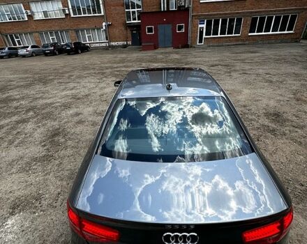 Серый Ауди А4, объемом двигателя 2 л и пробегом 215 тыс. км за 14300 $, фото 4 на Automoto.ua