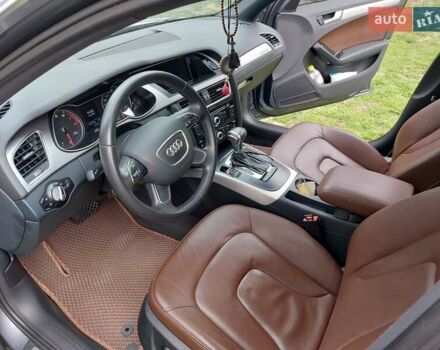 Сірий Ауді А4, об'ємом двигуна 1.98 л та пробігом 124 тис. км за 12000 $, фото 7 на Automoto.ua