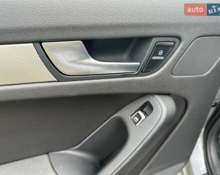 Сірий Ауді А4, об'ємом двигуна 1.98 л та пробігом 171 тис. км за 15000 $, фото 17 на Automoto.ua