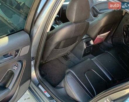 Серый Ауди А4, объемом двигателя 1.98 л и пробегом 183 тыс. км за 12500 $, фото 11 на Automoto.ua