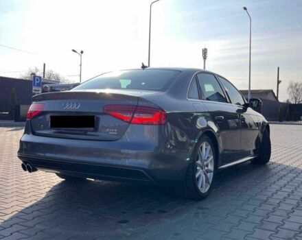 Серый Ауди А4, объемом двигателя 2 л и пробегом 265 тыс. км за 12000 $, фото 3 на Automoto.ua