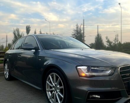 Ауді А4 2014 у Славянске на Automoto.ua Сірий Ауді А4, об'ємом двигуна 2 л та пробігом 218 тис. км за 13600 $, фото 2 на Automoto.ua