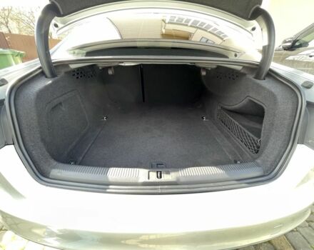 Сірий Ауді А4, об'ємом двигуна 2 л та пробігом 211 тис. км за 12500 $, фото 6 на Automoto.ua