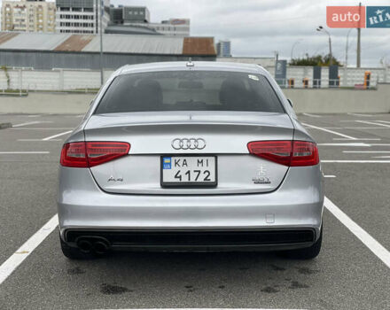 Ауді А4 2015 у Києві на Automoto.ua Сірий Ауді А4, об'ємом двигуна 1.98 л та пробігом 214 тис. км за 12500 $, фото 6 на Automoto.ua