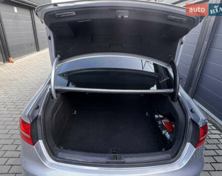 Ауді А4 2015 у Львові на Automoto.ua Сірий Ауді А4, об'ємом двигуна 1.98 л та пробігом 131 тис. км за 13800 $, фото 35 на Automoto.ua