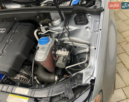 Сірий Ауді А4, об'ємом двигуна 1.98 л та пробігом 268 тис. км за 10800 $, фото 5 на Automoto.ua