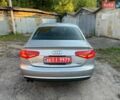 Сірий Ауді А4, об'ємом двигуна 2 л та пробігом 170 тис. км за 7999 $, фото 1 на Automoto.ua