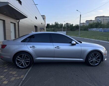 Серый Ауди А4, объемом двигателя 2 л и пробегом 230 тыс. км за 16800 $, фото 4 на Automoto.ua