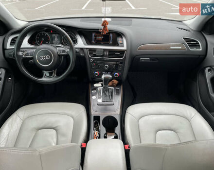 Ауді А4 2015 у Києві на Automoto.ua Сірий Ауді А4, об'ємом двигуна 1.98 л та пробігом 214 тис. км за 12500 $, фото 12 на Automoto.ua